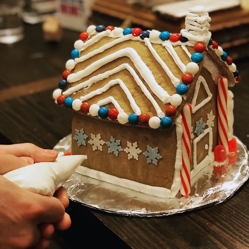 gingerbread-decor